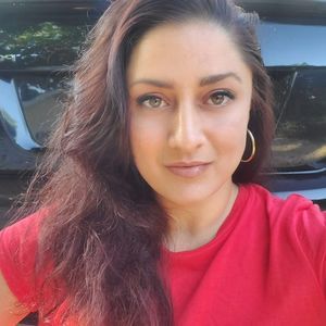 Meet your Posher, Danielle